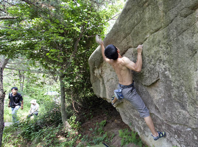 Qingdao Bouldering Climbing Rock 2 Qingdao Bouldering Climbing Rock 2
