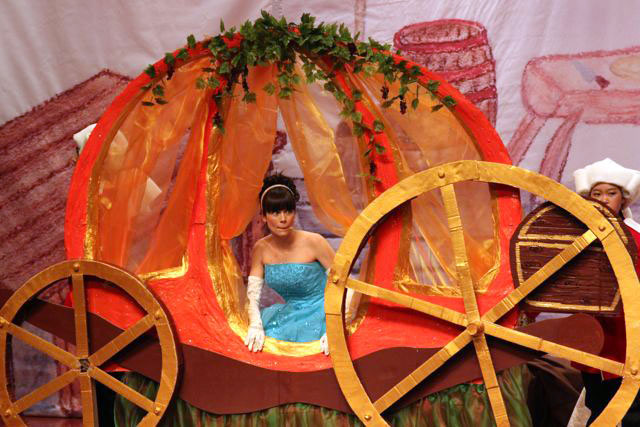 Qingdao Panto Cinderella Qingdao Panto Cinderella