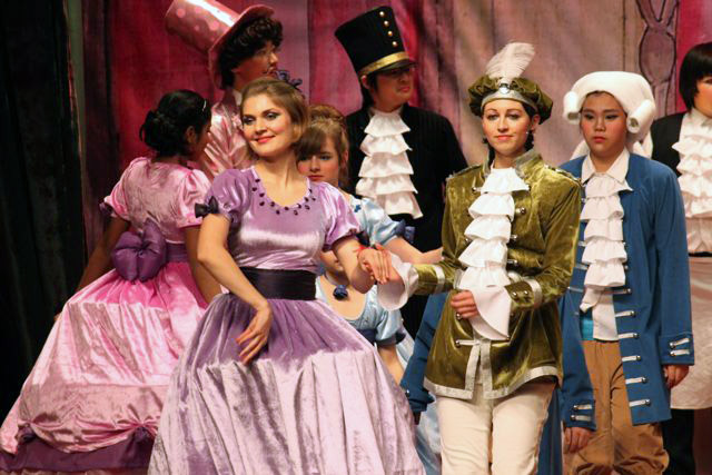 Qingdao Panto Drama Group Cinderella Qingdao Panto Drama Group Cinderella