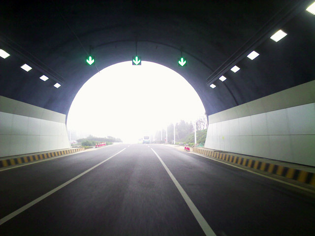Qingdao Xuejiadao Tunnel Undersea