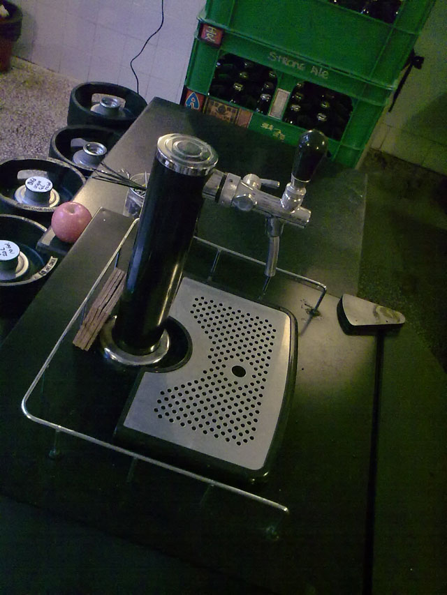 Qingdao Craft Beer Strong Ale Works Tap