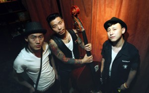 Rolling Bowling Rockabilly Live in Qingdao Pub Crawl