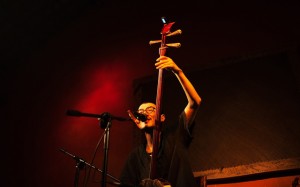 Zhang Jianyu Live Music Qingdao Kings Head June 16 2013